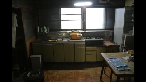 Large 7DK Corner Lot House for Sale in Nyuzen, Toyama - Thumbnail 2