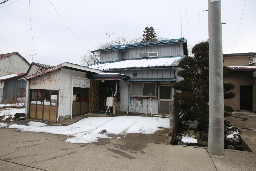 7K Wooden House for Sale in Iizuna Town, Nagano - Akiya Bank Property - Thumbnail 2