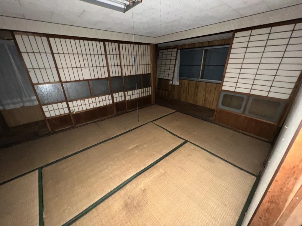 7K Family Home with Shop Space Near Suo Station, Bungo-Ono - Thumbnail 3