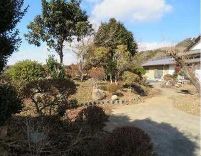 Spacious 8DK House with Large Land in Peaceful Usuki City — Image 2, Usuki, Oita