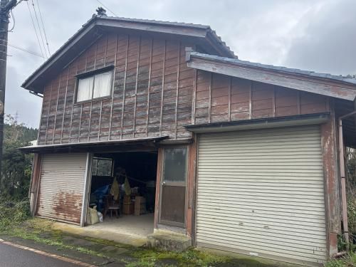 7DK Vacant House on 521sqm Corner Lot in Sanjo, Niigata - Thumbnail 2