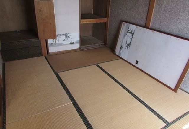 Spacious 4K Wooden House on Large Plot in Sado City, Niigata - Thumbnail 3