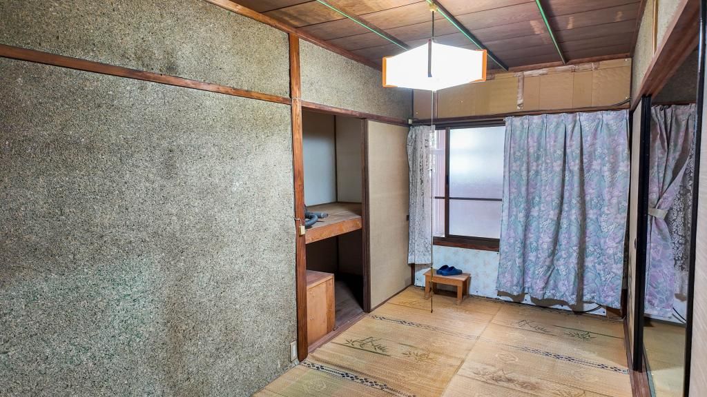 4LDK Detached House for Sale in Minamiawaji City, Hyogo - Thumbnail 3