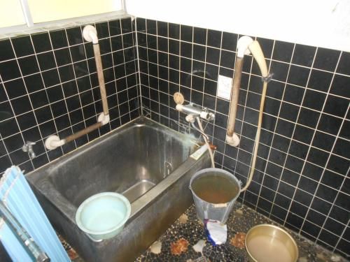 Spacious 3LDK House with Mountain Land in Misaki Town, Okayama - Thumbnail 4