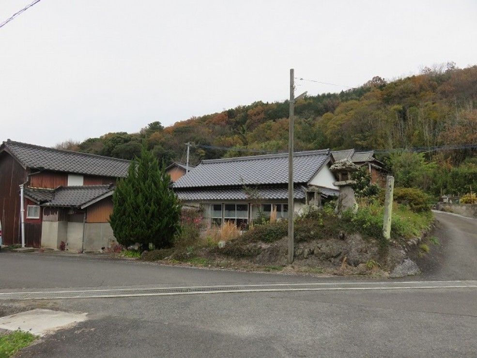 Historic 5K House with Garden & Storage in Bungotakada, Oita - Thumbnail 2