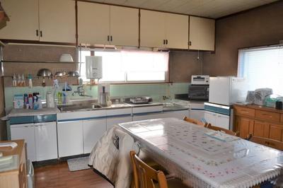 Spacious 7DK Family Home in Naruto City — Image 2, Naruto, Tokushima