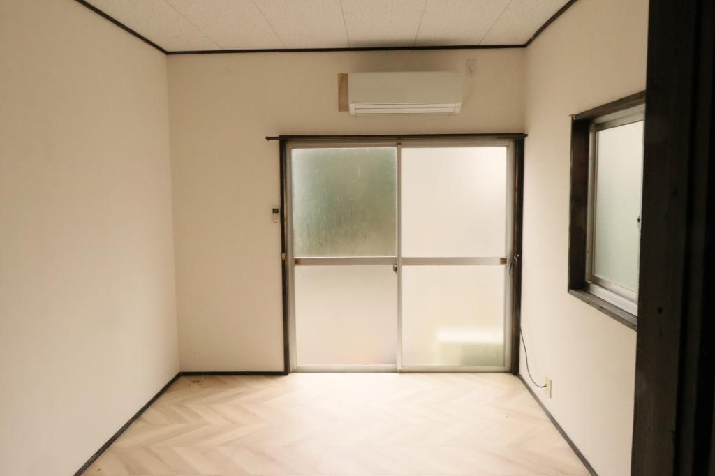 Renovated 2DK House for Rent in Takaharu, Miyazaki - Image 22
