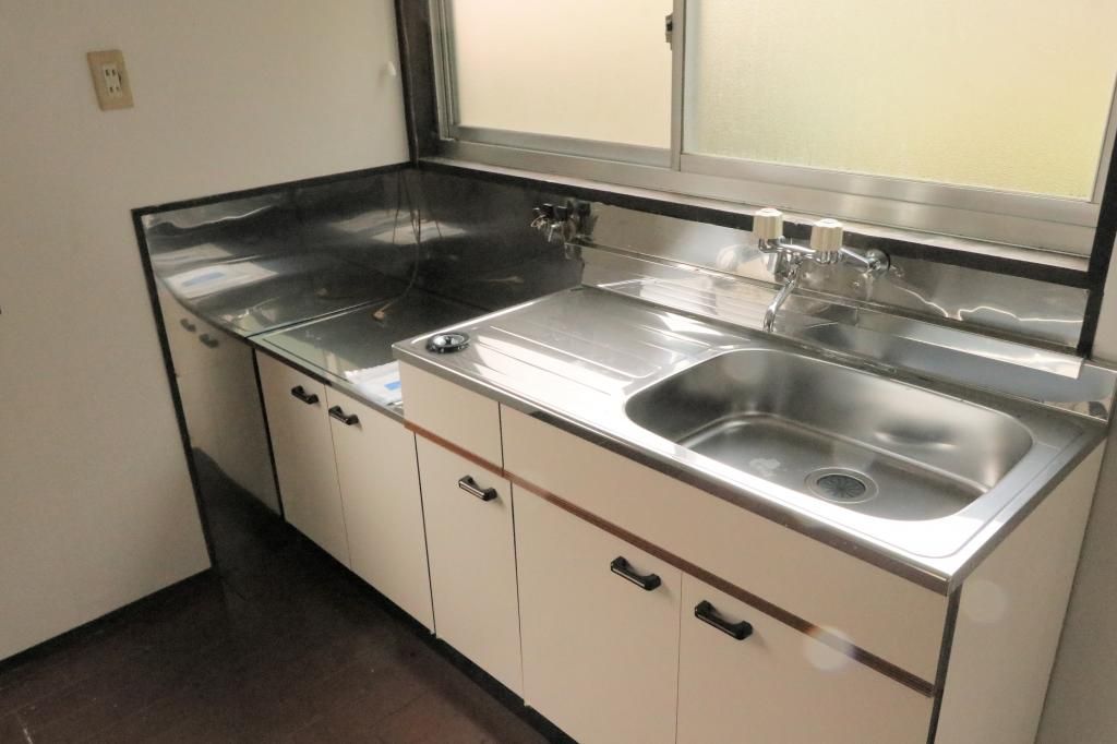 Renovated 2DK House for Rent in Takaharu, Miyazaki - Image 19