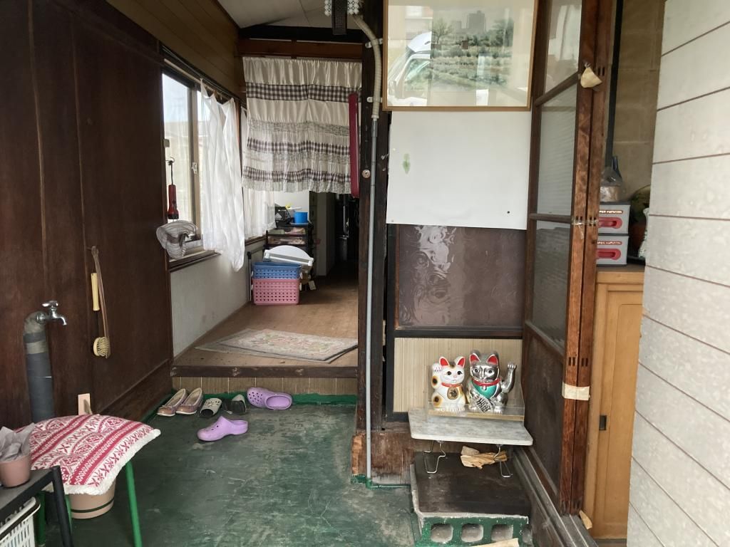 5LDK Vacant House for Sale in Sanjo, Niigata - Near Station - Thumbnail 2