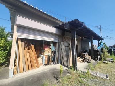 1950 Traditional Japanese House with Large Garden in Tober Town — Image 7, Tobe, Ehime