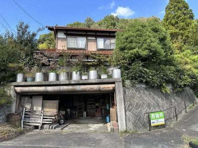 Spacious 5DK House Near Higashigōke Station, Yazu Town — Image 1, Yazu, Tottori