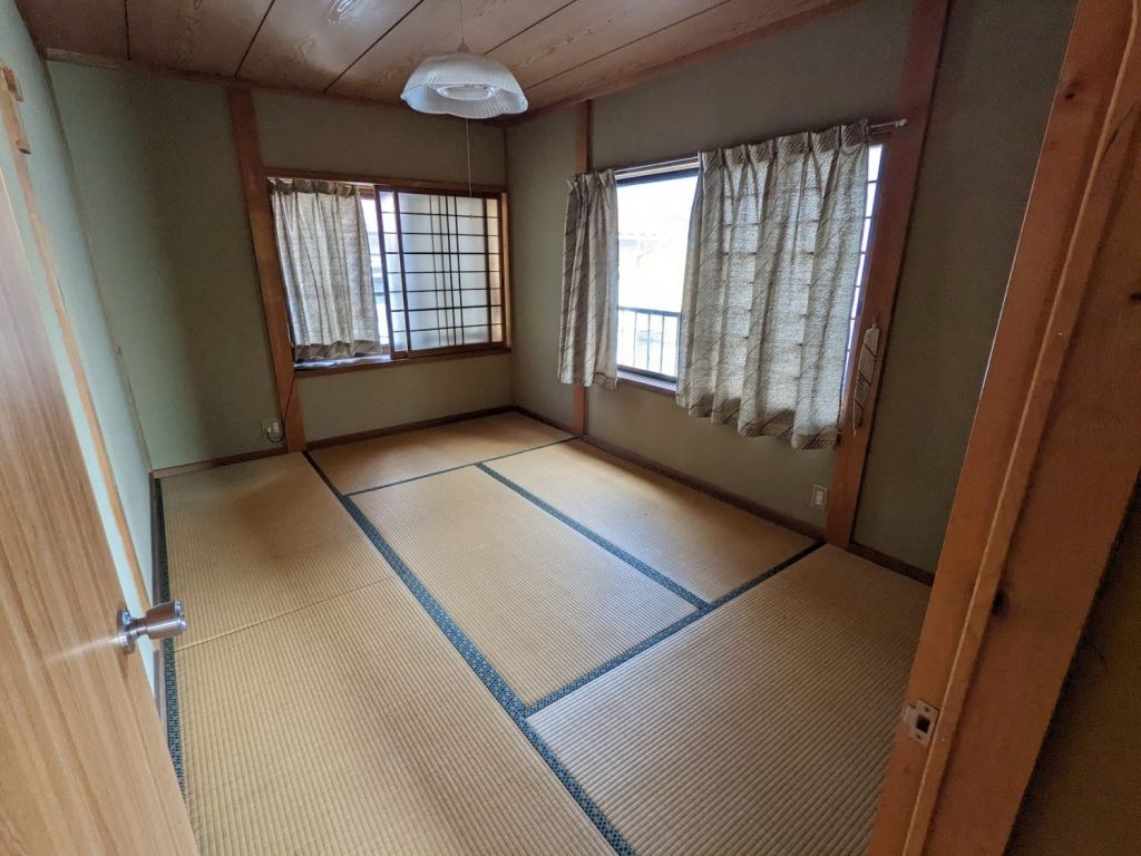 9DK Detached House in Hamasaka, Shin'onsen Town, Hyogo for 2 Million Yen - Thumbnail 3