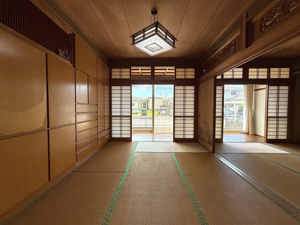 4SLDK House for Sale in Ibusuki with Large Land and Storage - Thumbnail 3