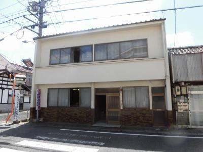 Spacious 11SDK House with Courtyard in Kitahiroshima — Image 1, Kitahiroshima, Hiroshima