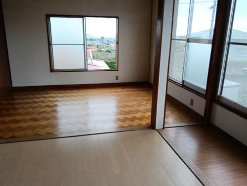Renovated 3LDK House with Garden for Rent in Hadano, Kanagawa - Thumbnail 4