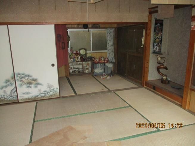 5K House for Sale in Kirishima, Kagoshima - 600m² Land - Thumbnail 3