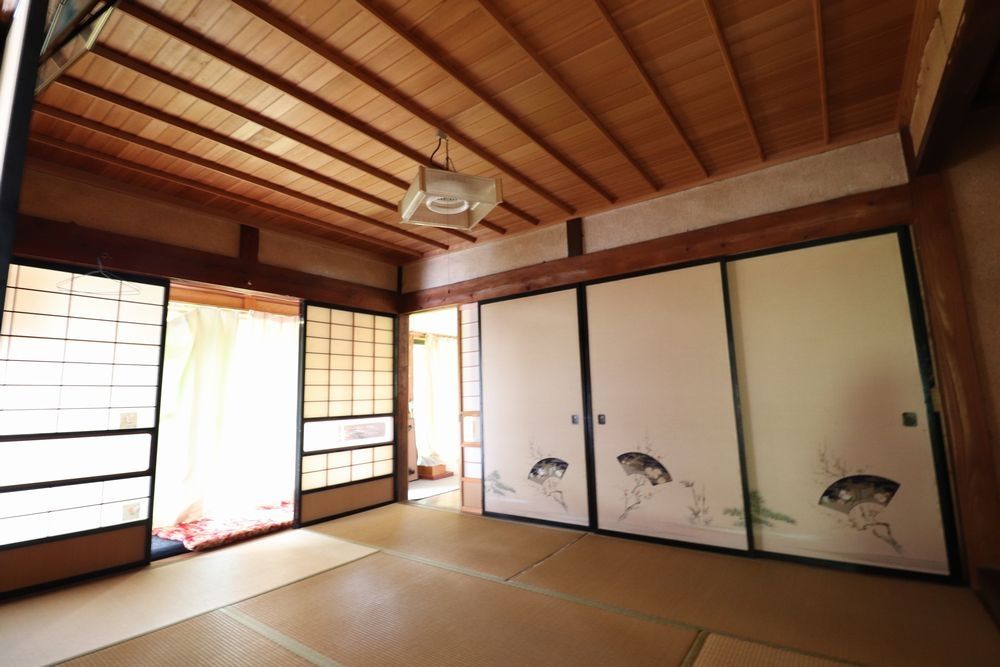 4LDK Used House for Sale in Okuizumo, Shimane - 437 sqm Land - Thumbnail 2