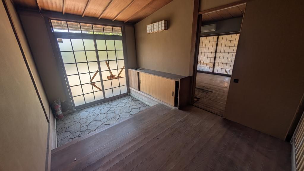Vacant Lot with Old 7SLDK House for Sale in Sanjo, Niigata - Thumbnail 3