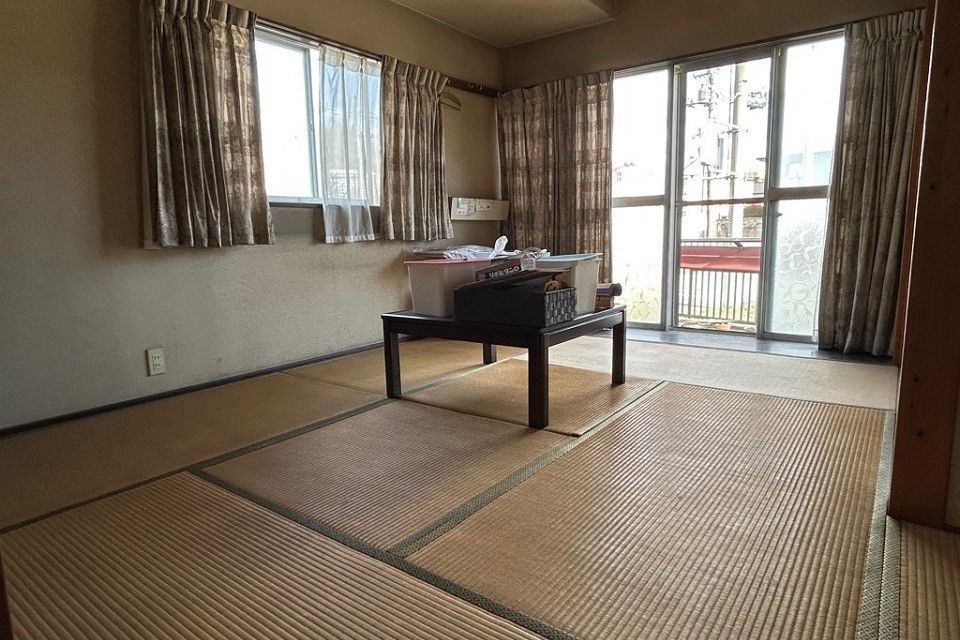 Spacious 6DK Traditional House on Corner Lot in Sano, Tochigi - Thumbnail 3