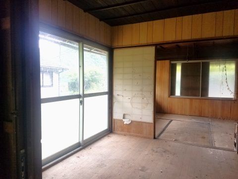 Akiya Bank Farmland with Shed in Nara's Shimokitayama Village - Thumbnail 2