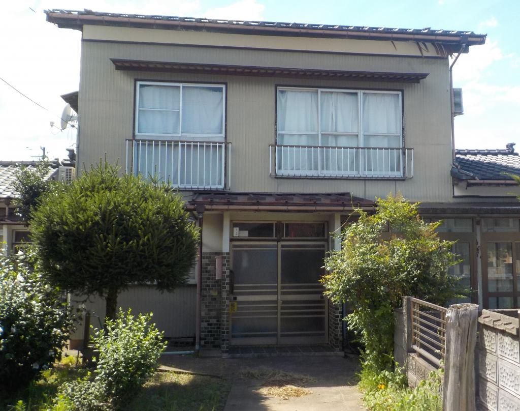 8DK Akiya House for Sale in Gosen, Niigata - 381sqm Land - Main Image