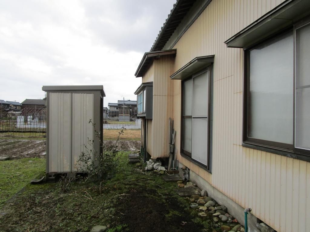 Compact 3DK Akiya House for Sale in Sanjo, Niigata - Thumbnail 3