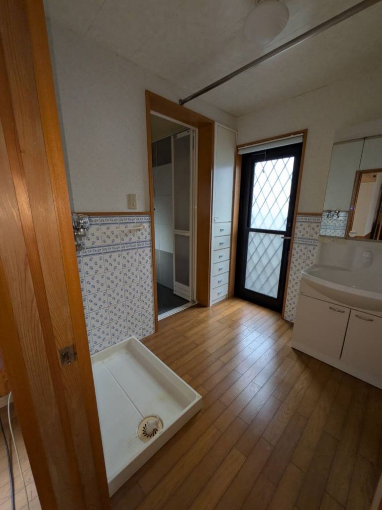4SLDK House for Sale in Uwacho, Seiyo City, Ehime - Thumbnail 2