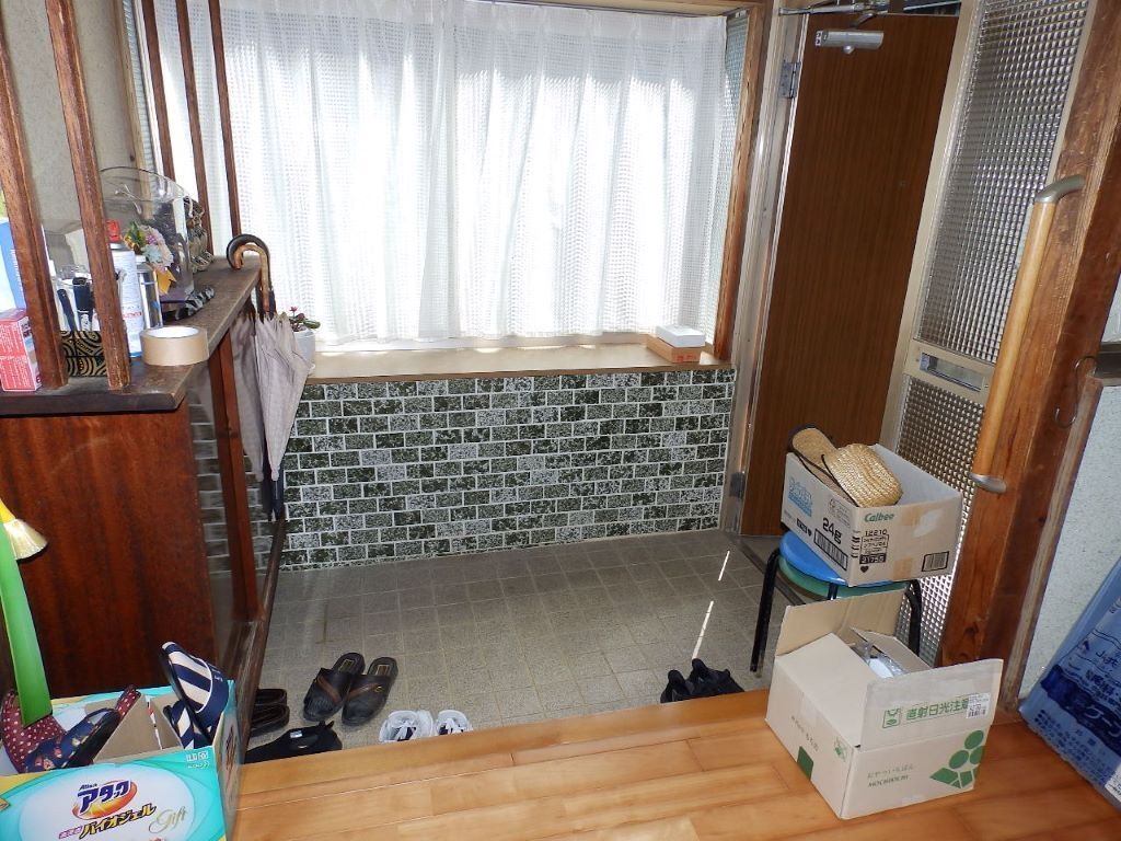 Traditional 6DK Wooden House with Land for Sale in Imari, Saga - Thumbnail 4