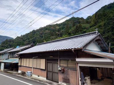 Spacious 5K House in Miyoshi City with Dual Parking — Image 1, Miyoshi, Tokushima