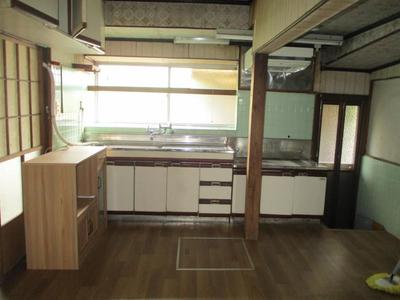 9DK House for Sale in Taku City, Saga Prefecture — Image 4, Taku, Saga