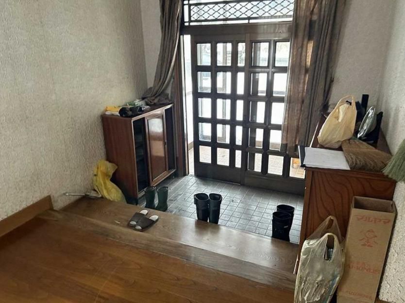 Spacious 11DK House in Ajigasawa, Aomori - 270.73 sqm - Thumbnail 3