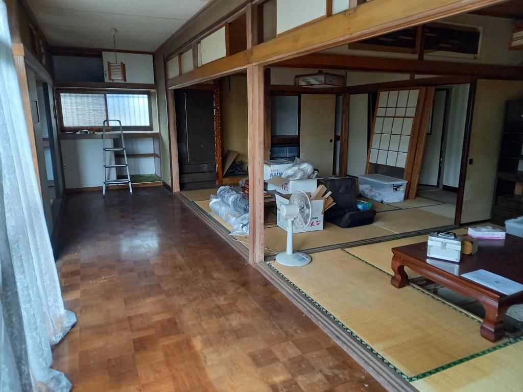 7DK House for Sale on 354 sqm Land in Fukushima City - Thumbnail 2