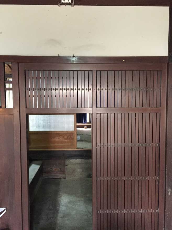 8K Detached House for Sale on Large Corner Lot in Nantan, Kyoto - Thumbnail 2
