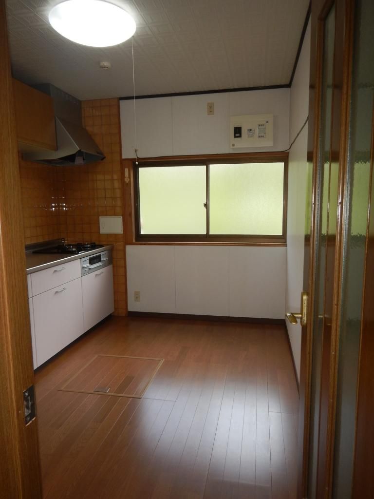 4DK Rental House in Hirado, Nagasaki | 82.55 sqm Near Port - Thumbnail 3
