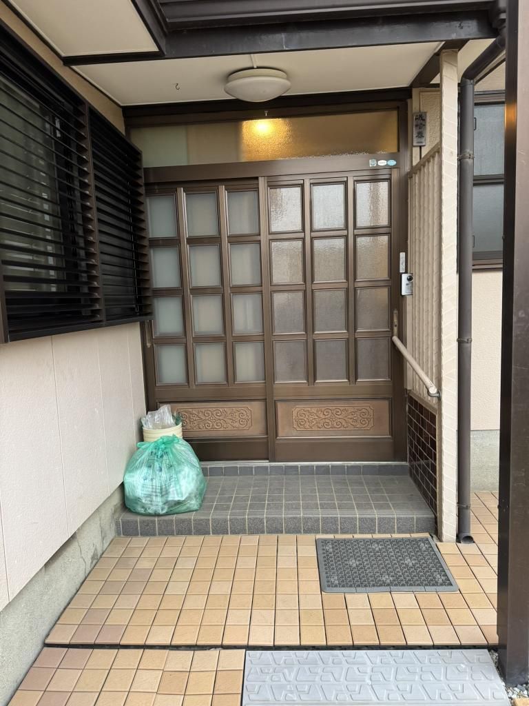 6DK South-Facing House for Sale in Hitachinaka, Ibaraki - Image 1