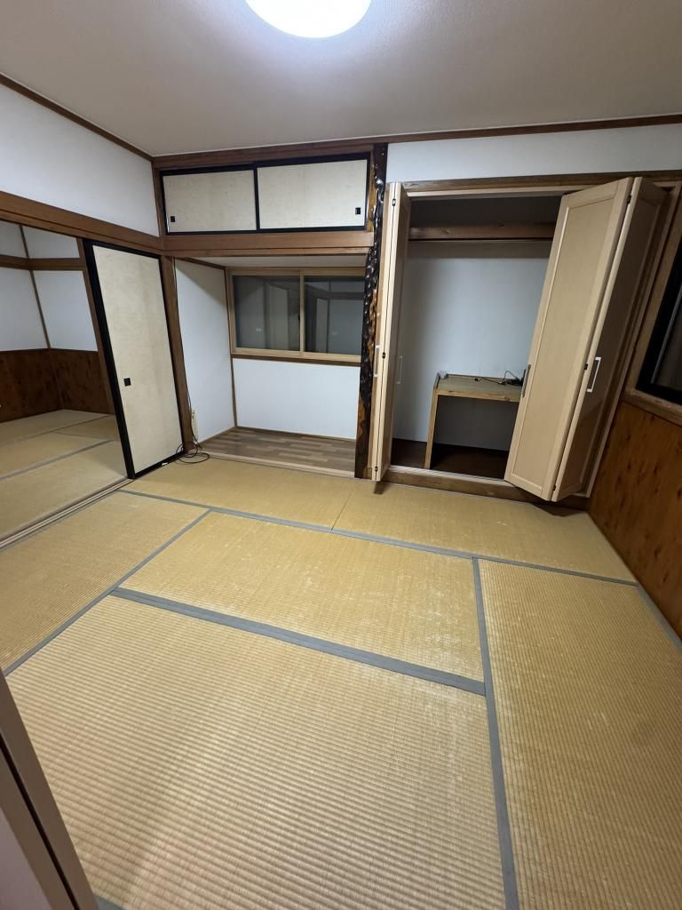 6DK South-Facing House for Sale in Hitachinaka, Ibaraki - Thumbnail 3