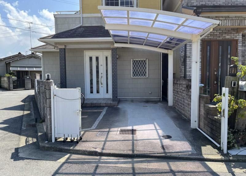 4LDK Detached House for Sale in Takaishi, Osaka - Thumbnail 2