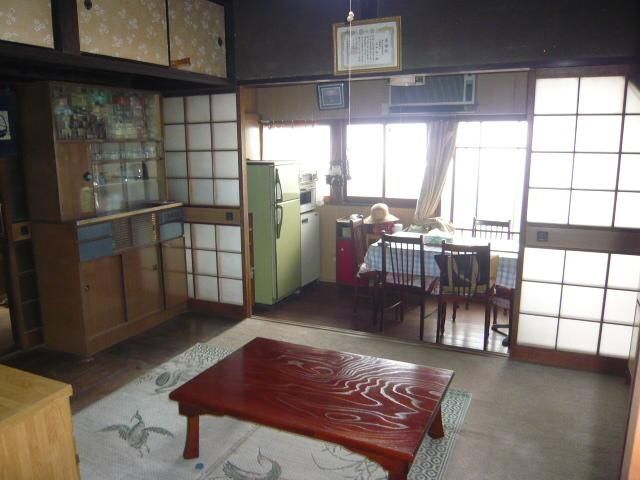 Showa Retro 7-Bedroom House with Land in Asakuchi, Okayama - Thumbnail 4