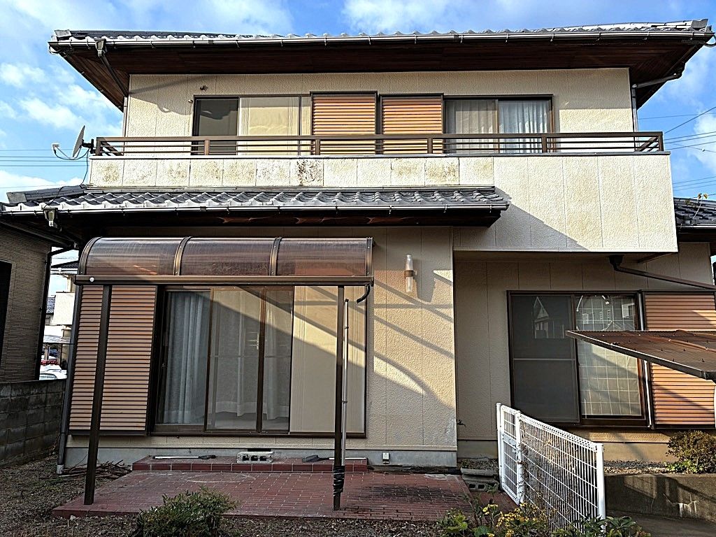 5LDK Detached House with Garden in Quiet Naruto Neighborhood - Image 7