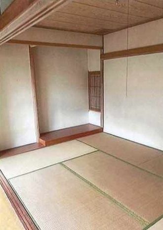 Large 11DK Detached House for Sale in Fukui City, Fukui - Thumbnail 3
