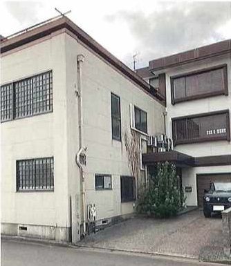 Large 11DK Detached House for Sale in Fukui City, Fukui - Thumbnail 2