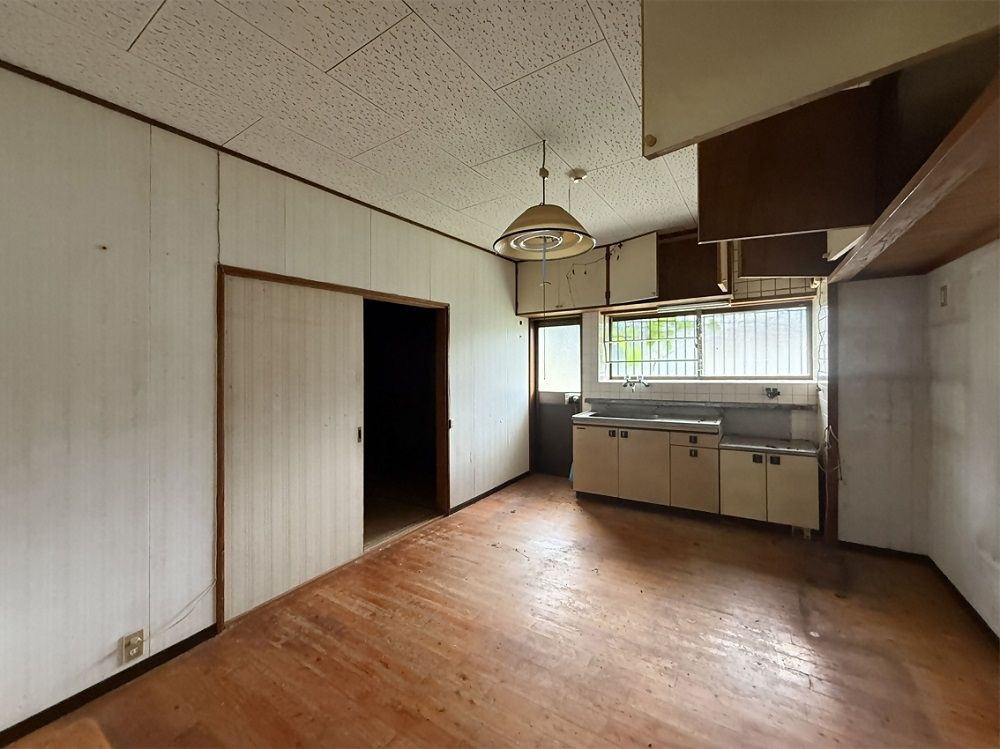 Shop-Attached 3DK House for Sale in Ibusuki, Kagoshima - Thumbnail 4