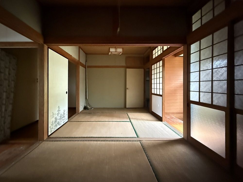 Shop-Attached 3DK House for Sale in Ibusuki, Kagoshima - Thumbnail 3
