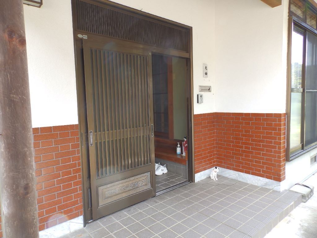 7LDK Wooden House for Sale in Imari, Saga - Akiya Bank Property - Thumbnail 2