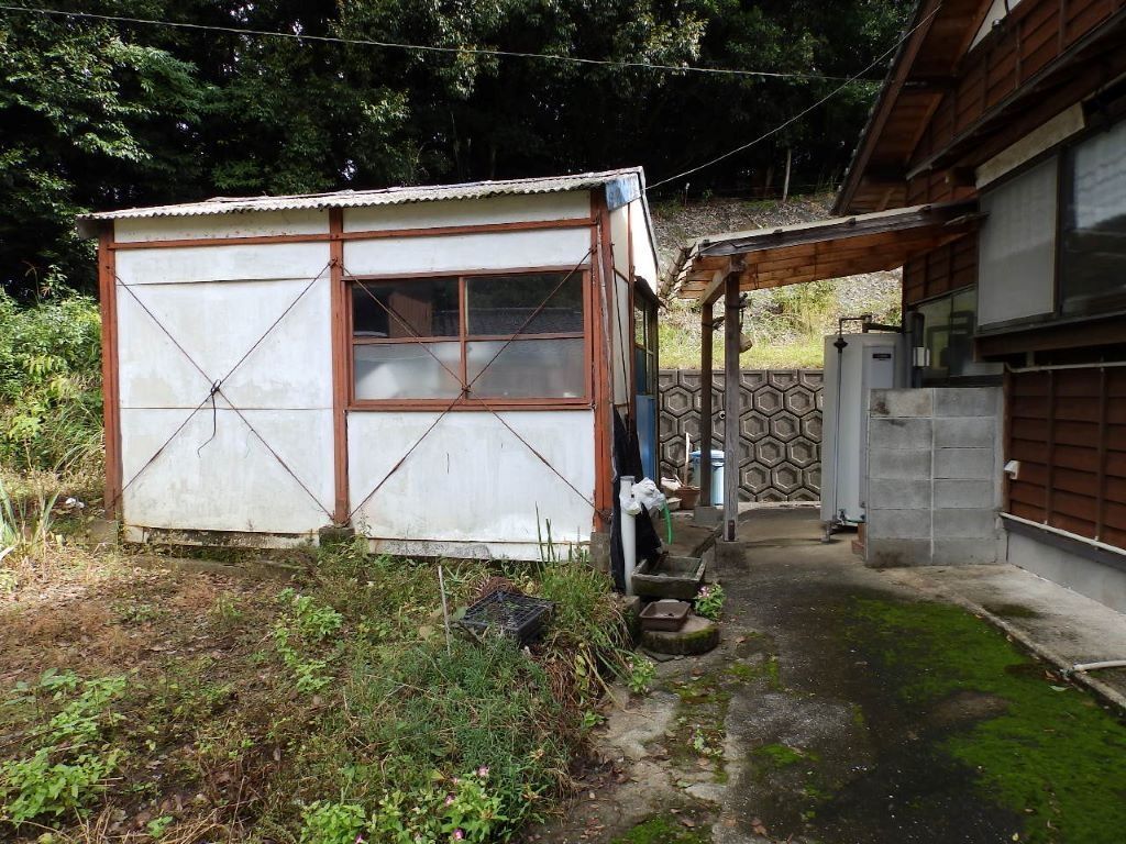 7LDK Wooden House for Sale in Imari, Saga - Akiya Bank Property - Thumbnail 3