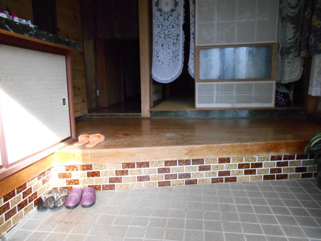 5DK Detached House for Sale in Ebino, Miyazaki - 866m² Land - Thumbnail 2