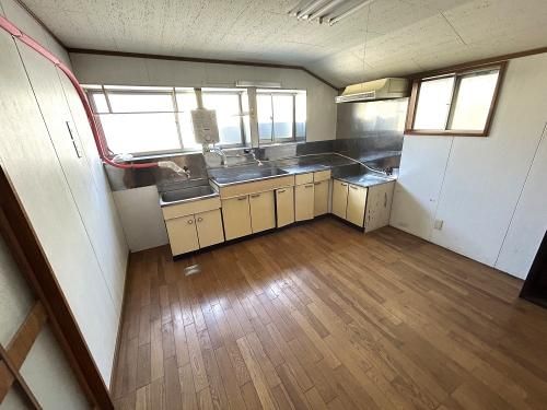 Spacious 9DK Traditional House for Sale in Noshiro, Akita - Thumbnail 4