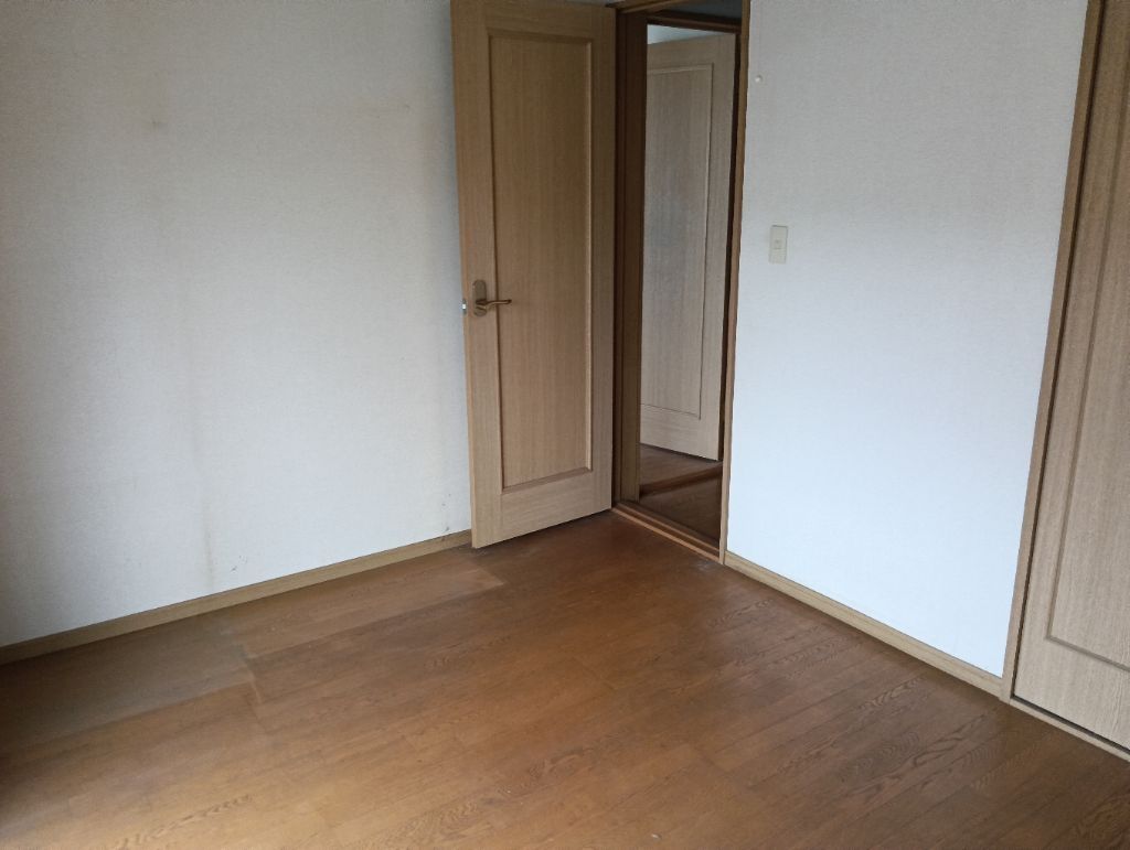 Detached House for Sale in Hadano, Kanagawa – 5K, 118 sqm - Thumbnail 3