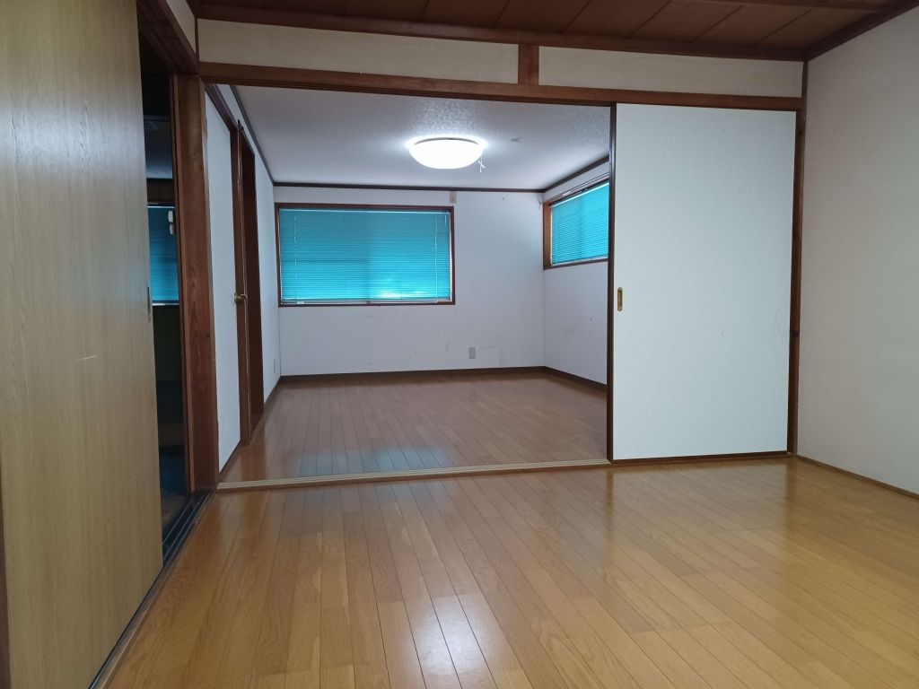 Spacious 11DK Renovated House in Unnan City, Shimane - Thumbnail 3