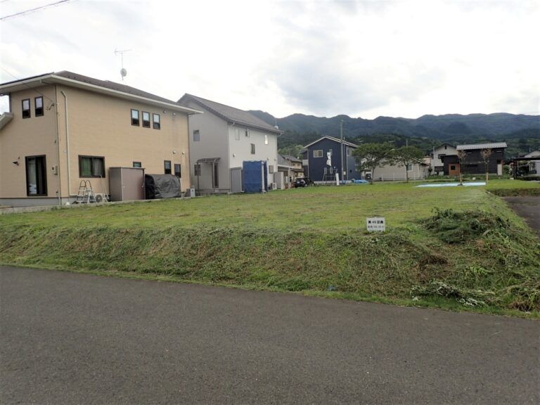Land for Sale in Minakami, Gunma - Thumbnail 3